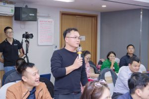 Hành trình trải nghiệm khách hàng gồm những giai đoạn nào?