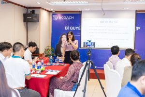 Kinh tế hỗn hợp ngoài quốc doanh là gì?
