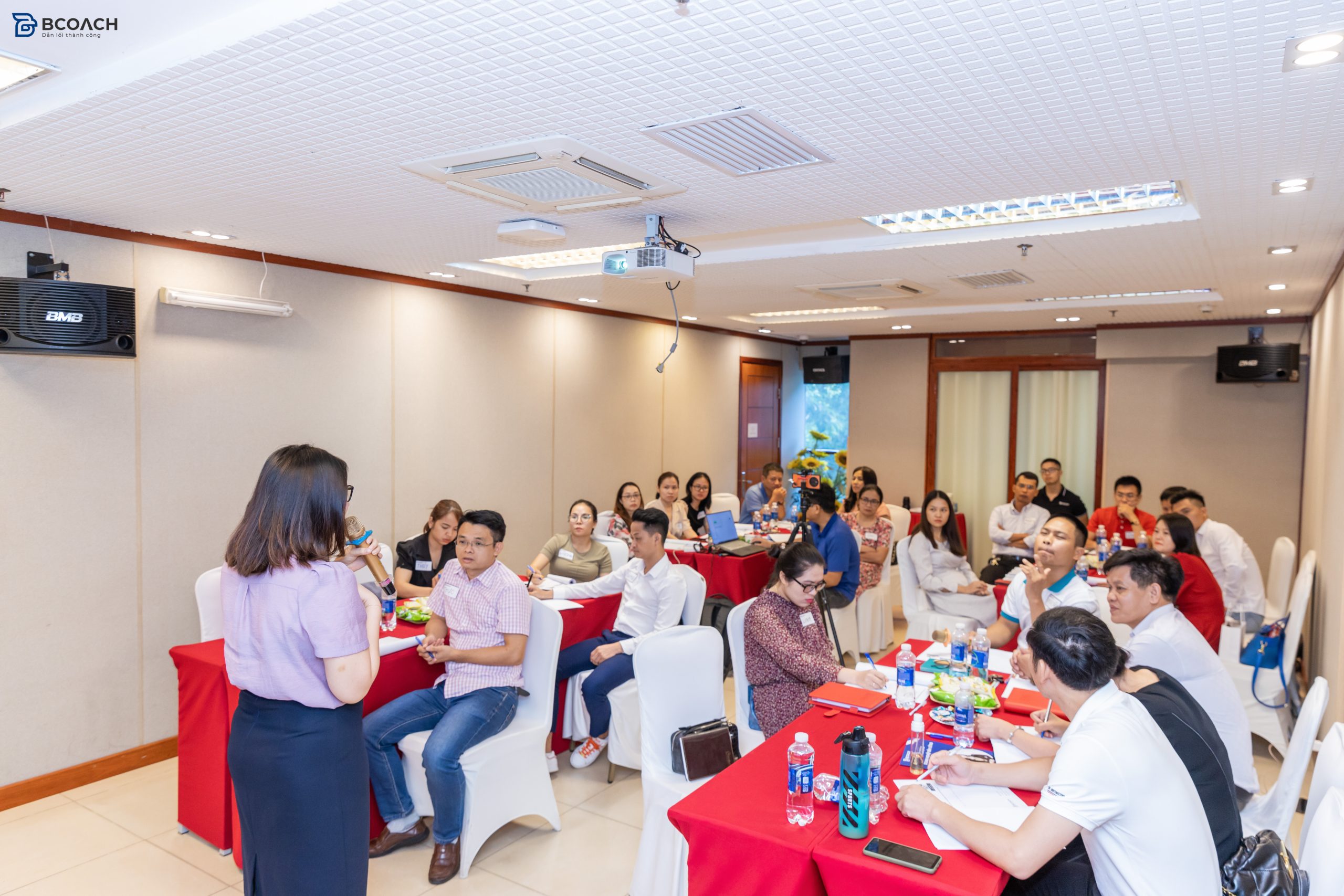 Một doanh nghiệp có thể làm rất nhiều việc nhưng không nhất thiết phải làm đúng việc